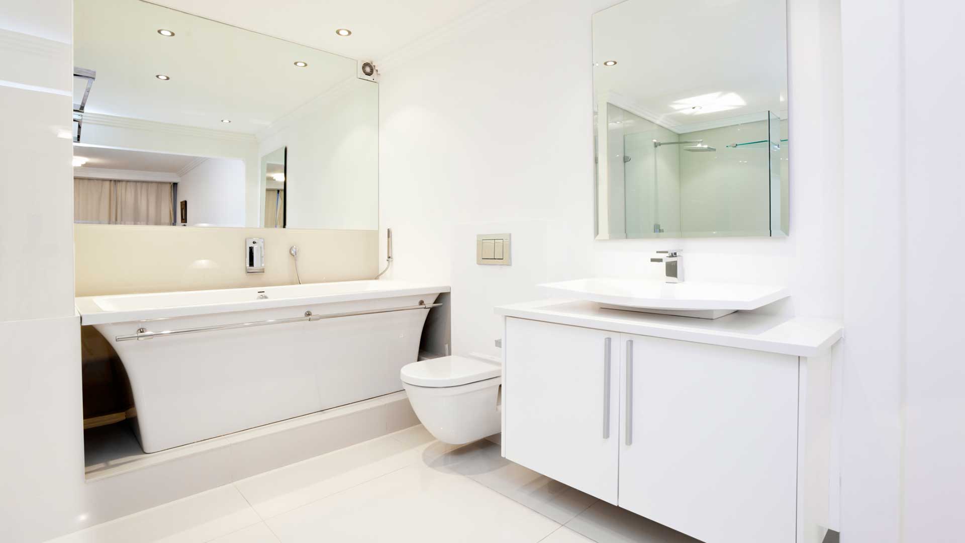 Ванная комната белая панорамное